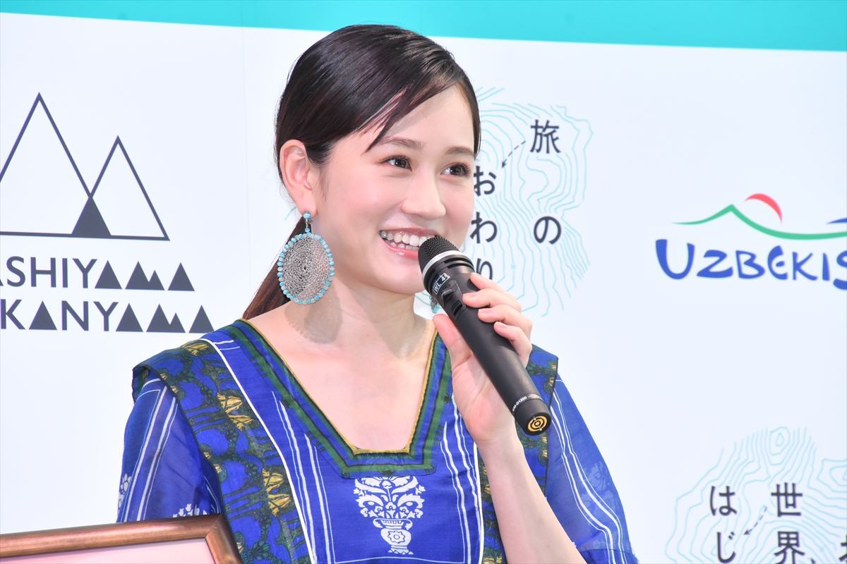 前田敦子、ママとして初の公の場　ウズベキスタン観光大使就任に喜ぶ