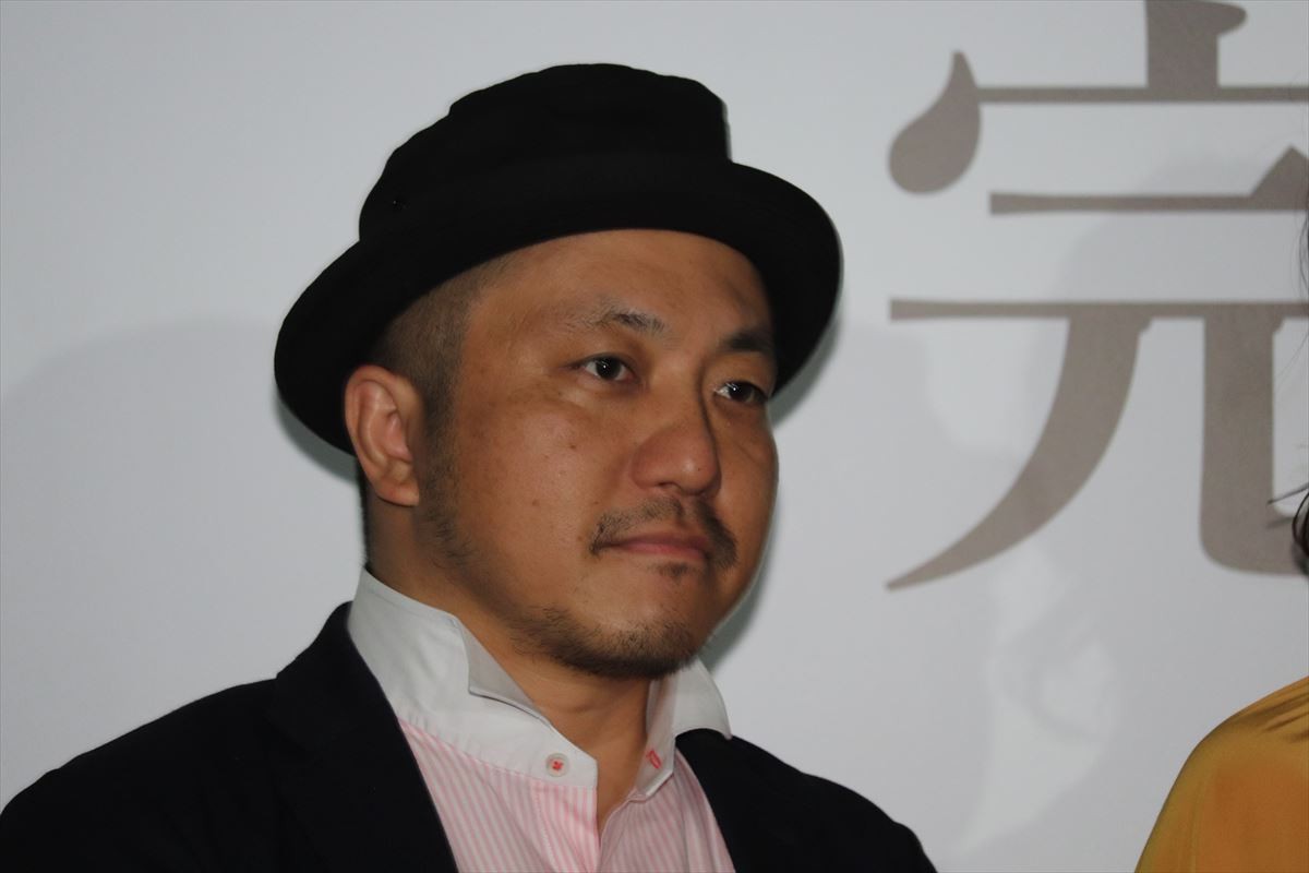 白石和彌監督、狂気じみた香取慎吾は「役所広司さんくらいの色気と素晴らしい存在感」