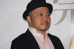 映画『凪待ち』完成報告会見に登場した白石和彌監督