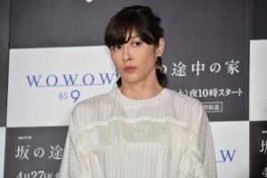WOWOW『連続ドラマW 坂の途中の家』舞台挨拶に登壇した水野美紀