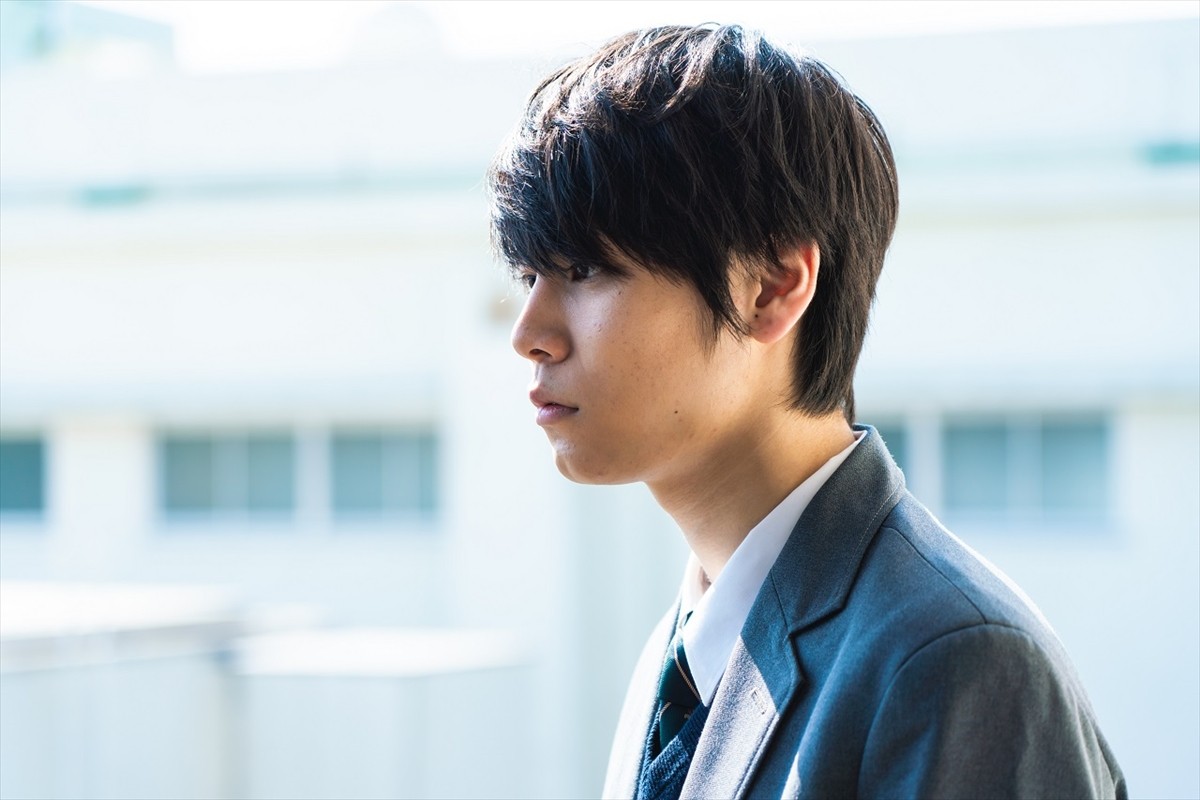 乃木坂46・山下美月のウェイトレス姿に反響「かわいすぎ」 『電影少女』第3話