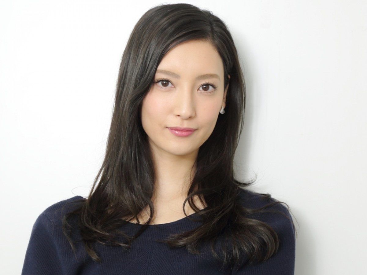 菜々緒、デビュー10年で確立した“悪女キャラ” 「無駄なことは何一つなかった」