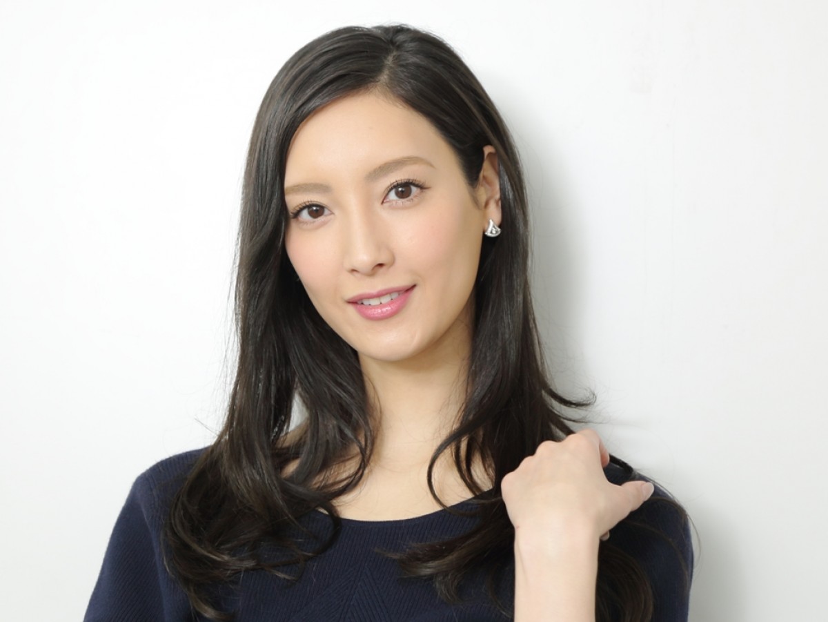 菜々緒、デビュー10年で確立した“悪女キャラ” 「無駄なことは何一つなかった」