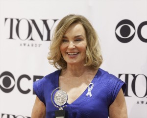 レッドカーペットに登場したジェシカ・ラング