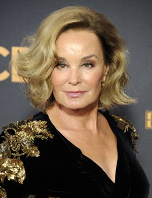 レッドカーペットに登場したジェシカ・ラング