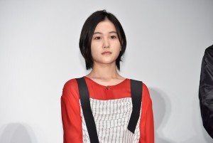 『太陽の家』キャスト発表記者会見に登場した山口まゆ