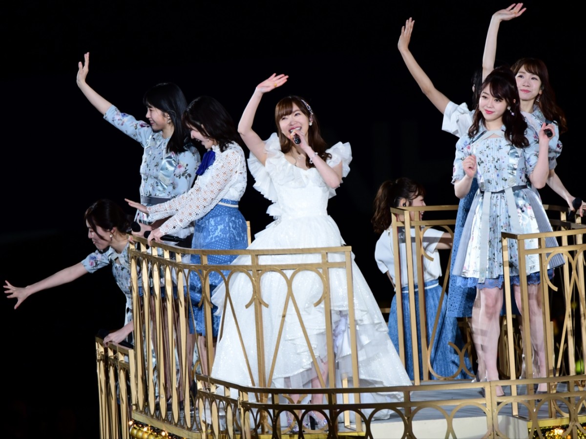 HKT48指原莉乃、卒コンでファンに感謝「11年間本当にありがとう」 