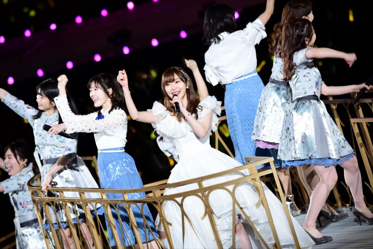 HKT48指原莉乃、卒コンでファンに感謝「11年間本当にありがとう」 