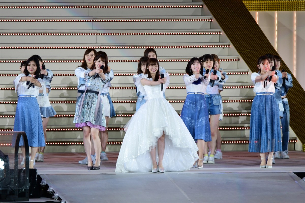 HKT48指原莉乃、卒コンでファンに感謝「11年間本当にありがとう」 