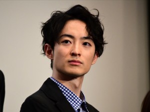 濱正悟、『ルパンレンジャーVSパトレンジャーVSキュウレンジャー』初日舞台挨拶に登場