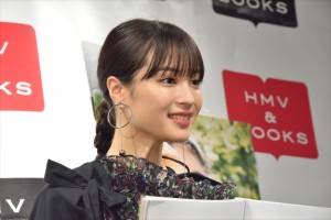 『「広瀬すず in なつぞら」PHOTO BOOK』発売記念イベントに登場した広瀬すず
