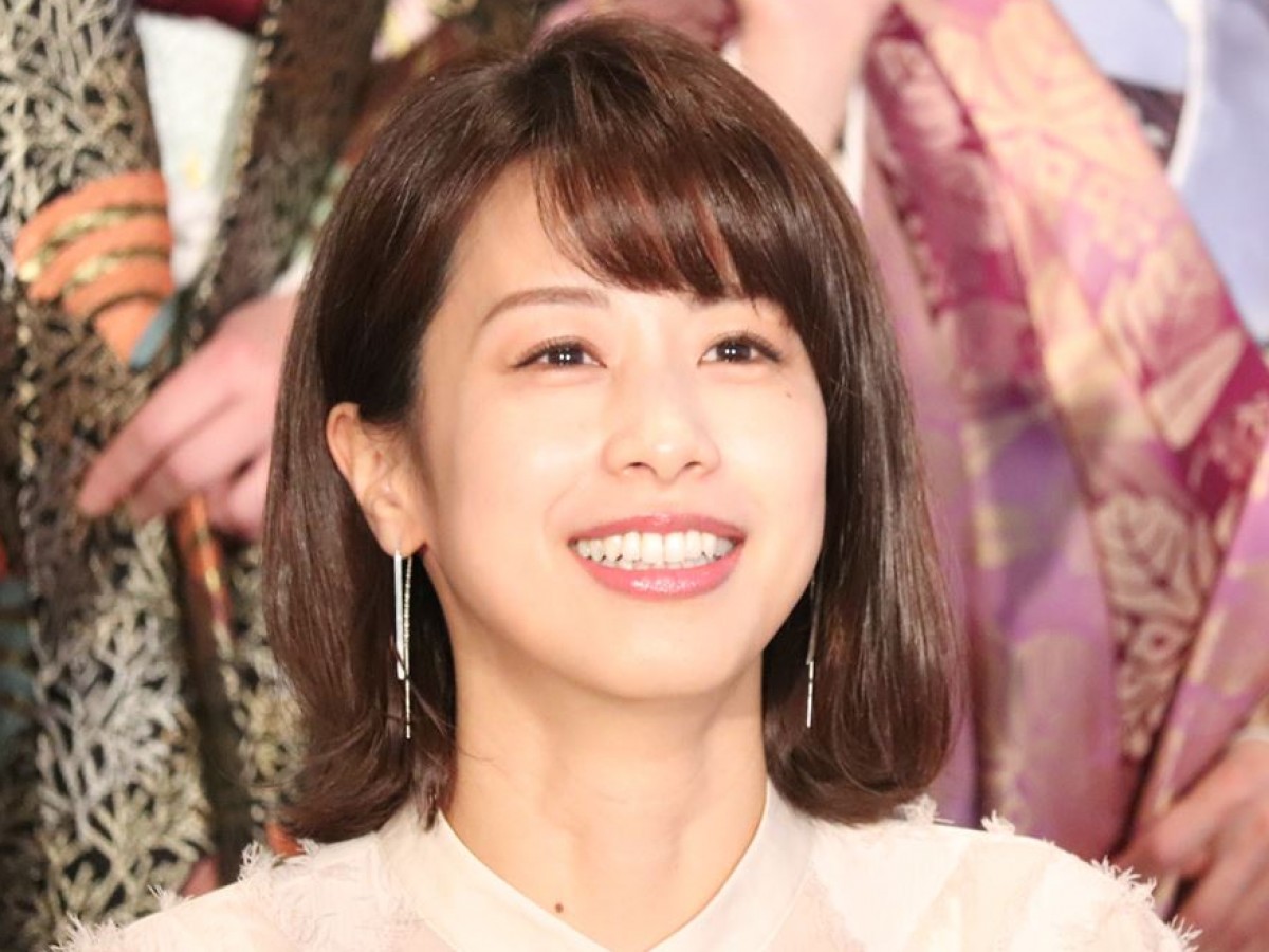 加藤綾子、兄との幼少期ショットを公開 「32年前から可愛い」と反響