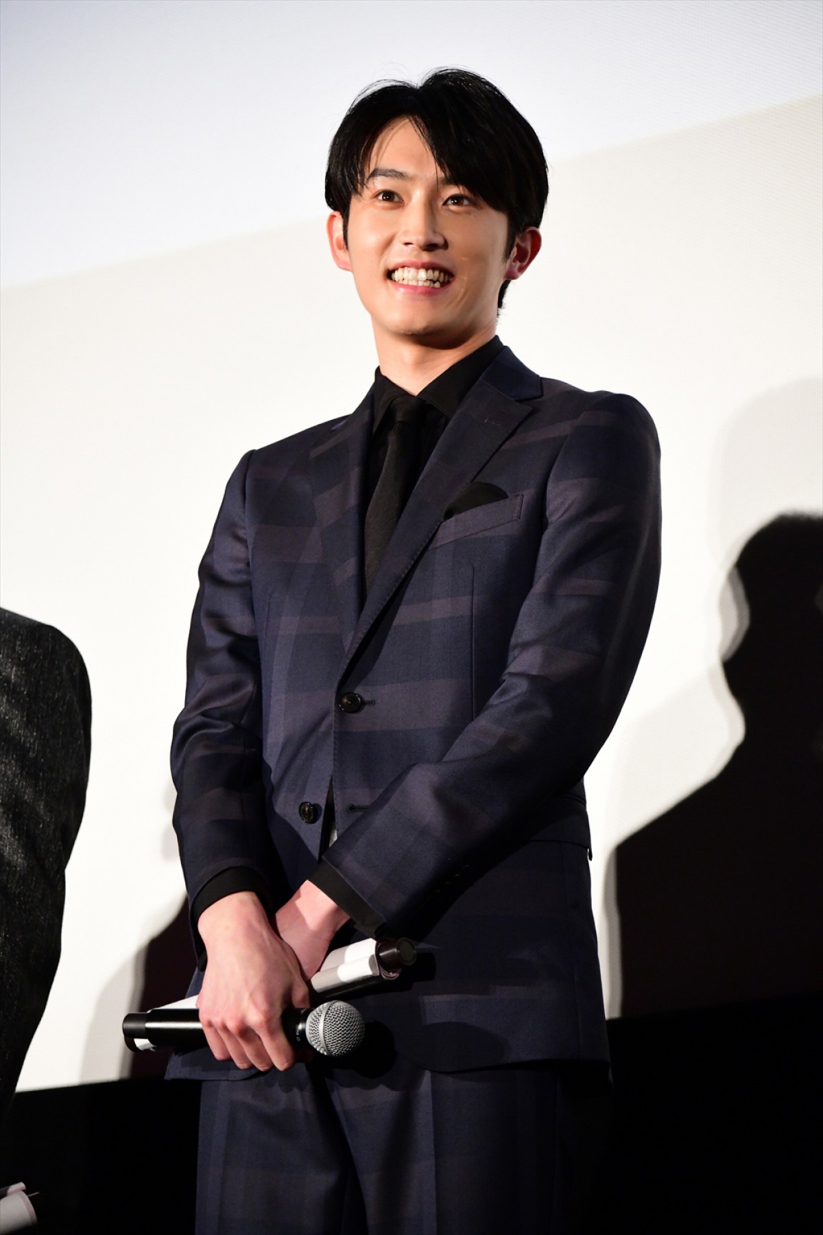 松坂桃李、令和の抱負は「豊かに」　後輩・杉野遥亮へも期待