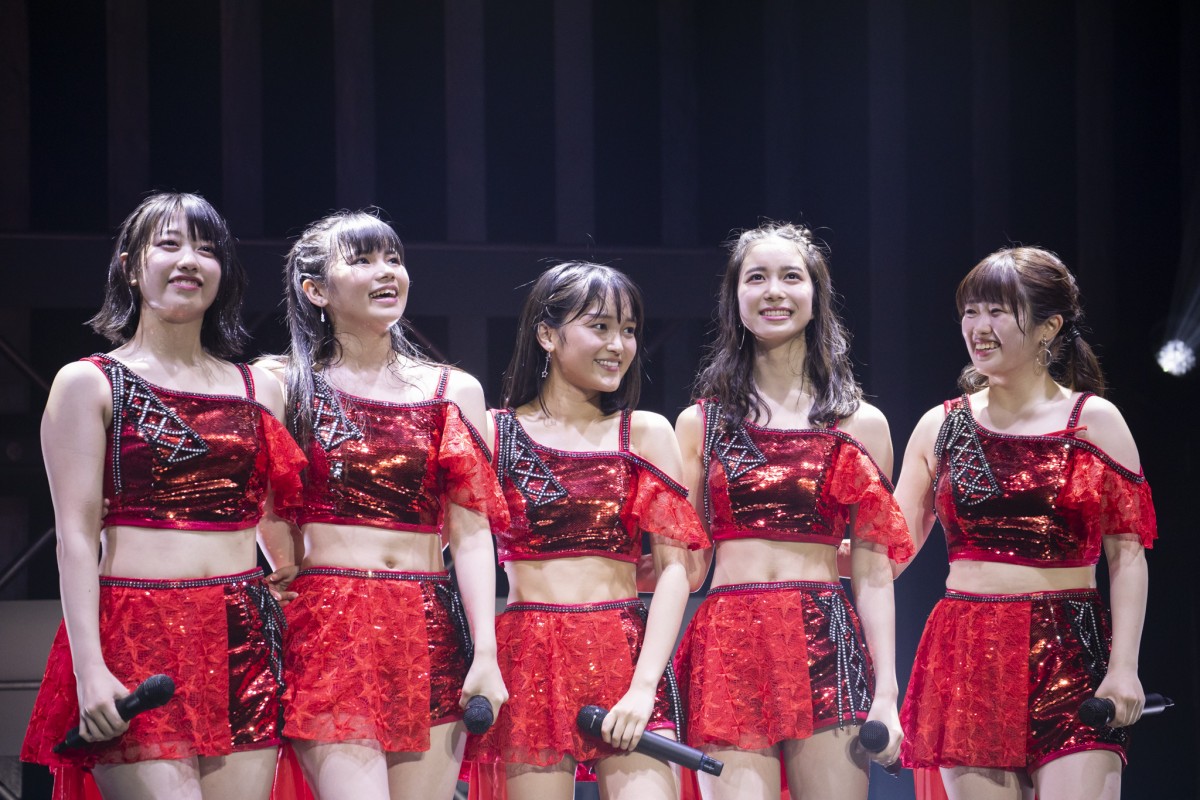 中野サンプラザで単独ライブを行ったこぶしファクトリー(左から)和田桜子、浜浦彩乃、野村みな美、井上玲音、広瀬彩海