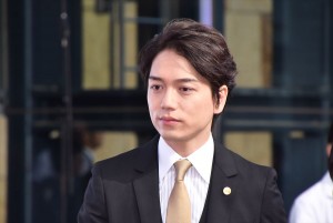 5夜連続ドラマスペシャル 山崎豊子『白い巨塔』制作発表記者会見に登場した山崎育三郎