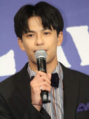 映画『海獣の子供』完成報告会見に登場した森崎ウィン