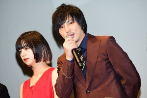 『貞子』完成披露試写会イベントに登場した塚本高史