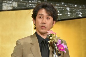 第27回橋田賞授賞式に出席した大泉洋