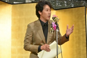 第27回橋田賞授賞式に出席した大泉洋