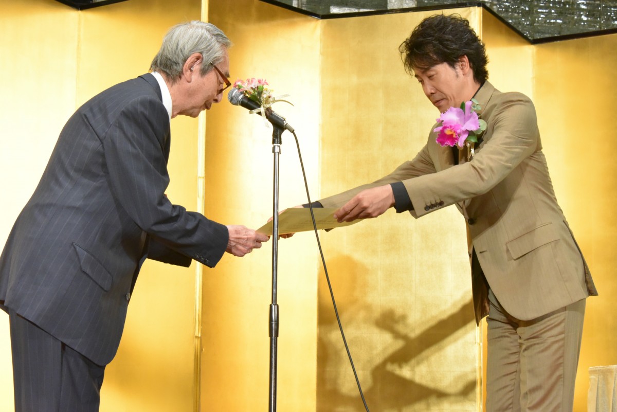 永野芽郁、橋田賞新人賞に涙　目を潤ませて意気込み