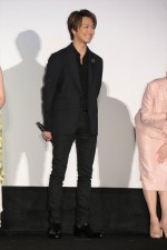 映画『僕に、会いたかった』公開記念舞台挨拶に登場したTAKAHIRO