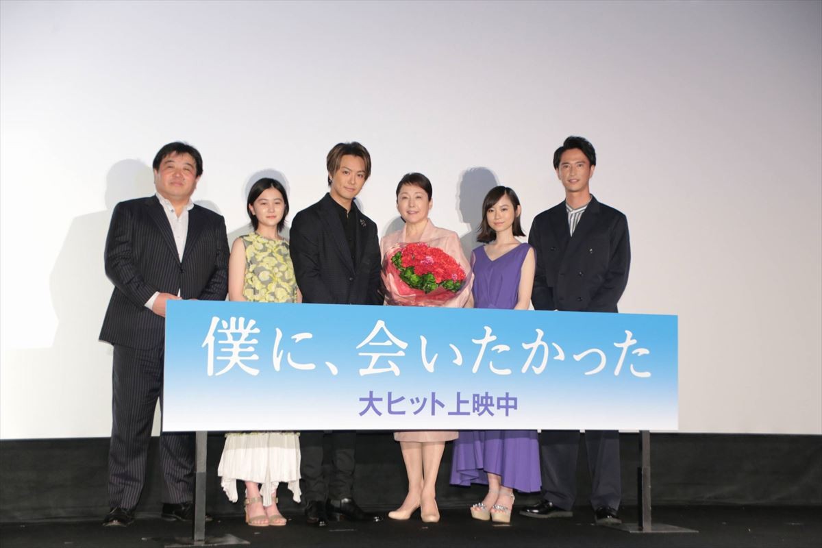 TAKAHIRO、松坂慶子をエスコートし笑顔「ジェントルマンなんで」