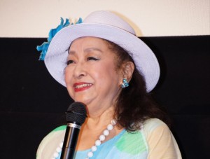 冨士眞奈美、映画『ばあばは、だいじょうぶ』舞台挨拶に登場