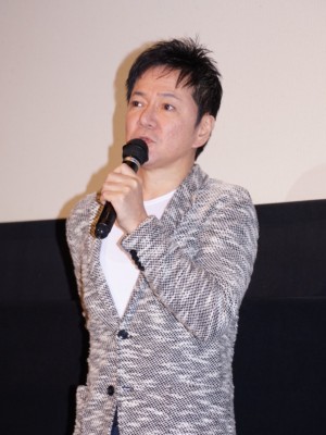 ジャッキー・ウー監督、映画『ばあばは、だいじょうぶ』舞台挨拶に登場