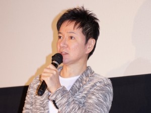 ジャッキー・ウー監督、映画『ばあばは、だいじょうぶ』舞台挨拶に登場