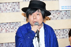 舞台『フローズン・ビーチ』制作発表に登場したケラリーノ・サンドロヴィッチ