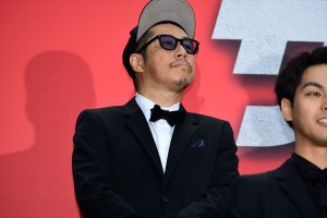 映画『ザ・ファブル』レッドカーペットイベントに登場した江口カン監督