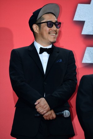 映画『ザ・ファブル』レッドカーペットイベントに登場した江口カン監督