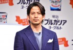 「明治ブルガリアヨーグルト 2019年『ヨーグルトの日』記念イベント」に登場した岡田准一