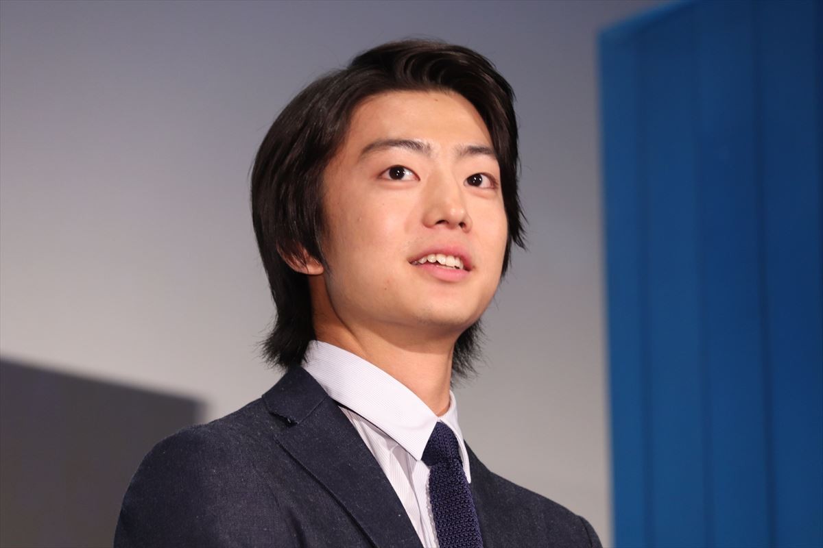 伊藤健太郎、片寄涼太＆川栄李奈のラブラブっぷりに「うらやましくなる」