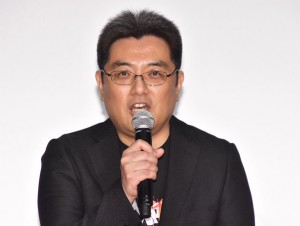 映画『プロメア』完成披露舞台挨拶に登場した今石洋之監督