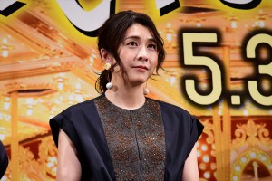 『長いお別れ』キャスト舞台挨拶付きプレミア試写会に登場した竹内結子