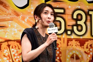 『長いお別れ』キャスト舞台挨拶付きプレミア試写会に登場した竹内結子