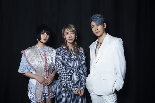 （左から）DAOKO、蜷川実花、MIYAVI