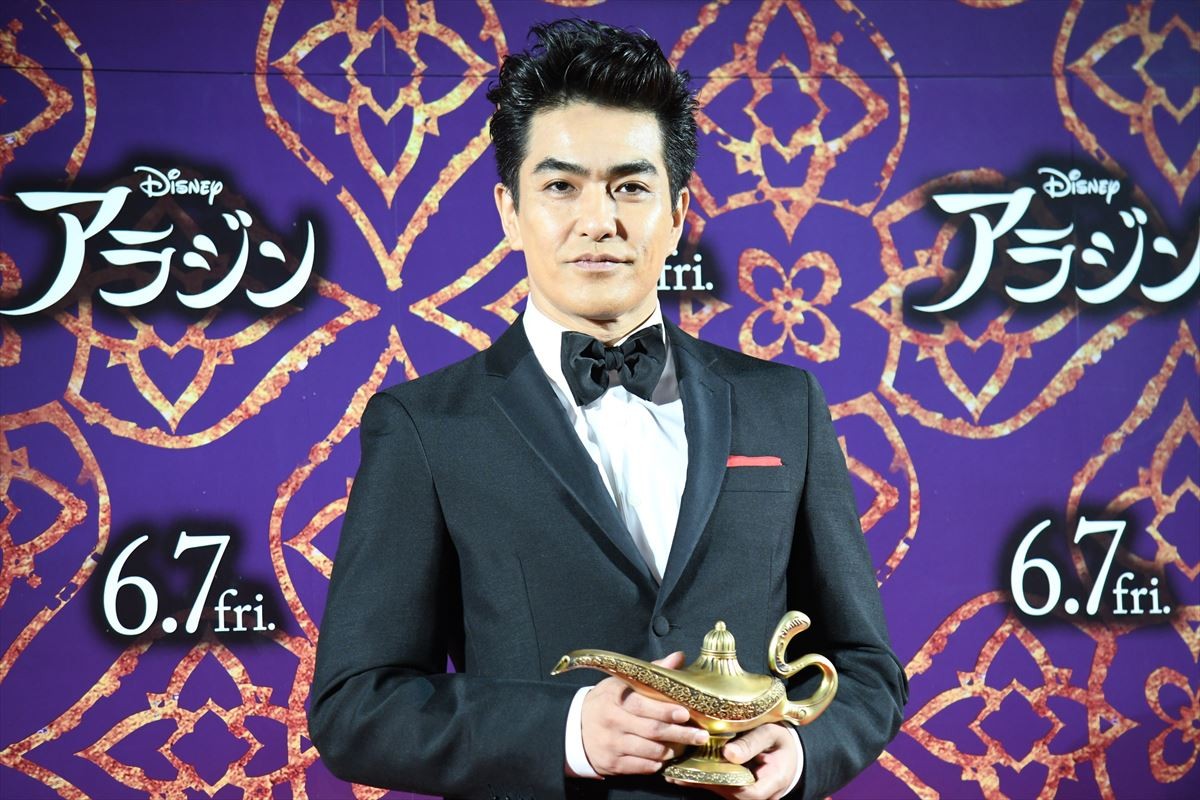 ウィル・スミス『アラジン』ひっさげ来日　中村倫也とノリノリダンス披露 　