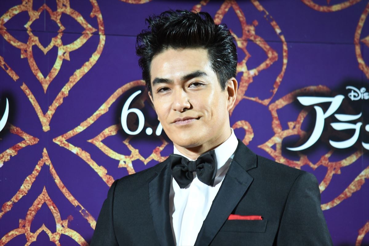 ウィル・スミス『アラジン』ひっさげ来日　中村倫也とノリノリダンス披露 　