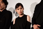 『居眠り磐音』初日舞台挨拶に登壇した芳根京子