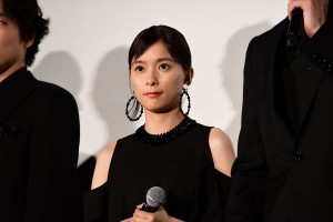 『居眠り磐音』初日舞台挨拶に登壇した芳根京子