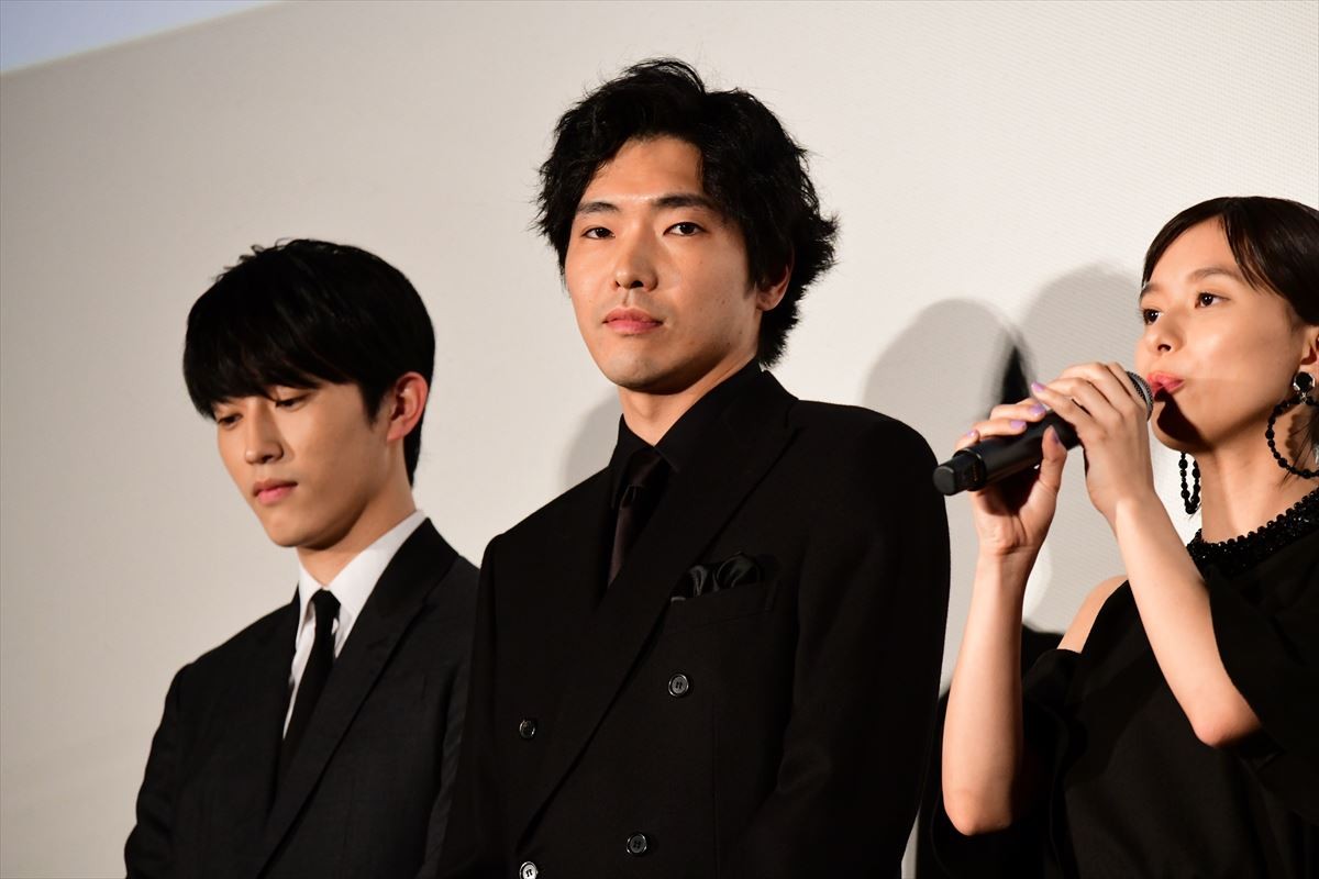松坂桃李、自身のヒーローは父親「磐音みたいに、ものすごくおっとり」