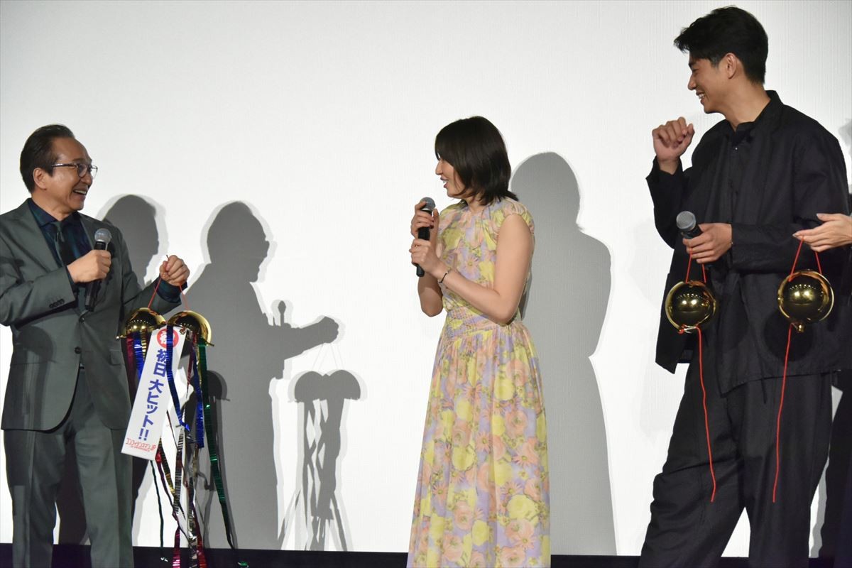 長澤まさみ、“シンデレラおじさん”に対抗意識？「私もシンデレラ」