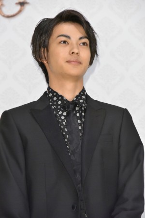 神尾楓珠、映画『うちの執事が言うことには』公開記念舞台挨拶に出席