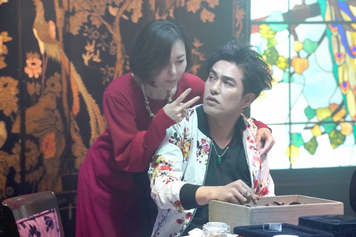 長澤まさみのモノマネ＆顔芸に反響殺到 『コンフィデンスマンJP 運勢編』