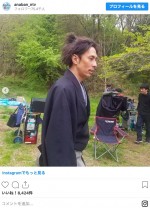 こちらは“俳優の袴田吉彦”　※『あなたの番です』インスタグラム