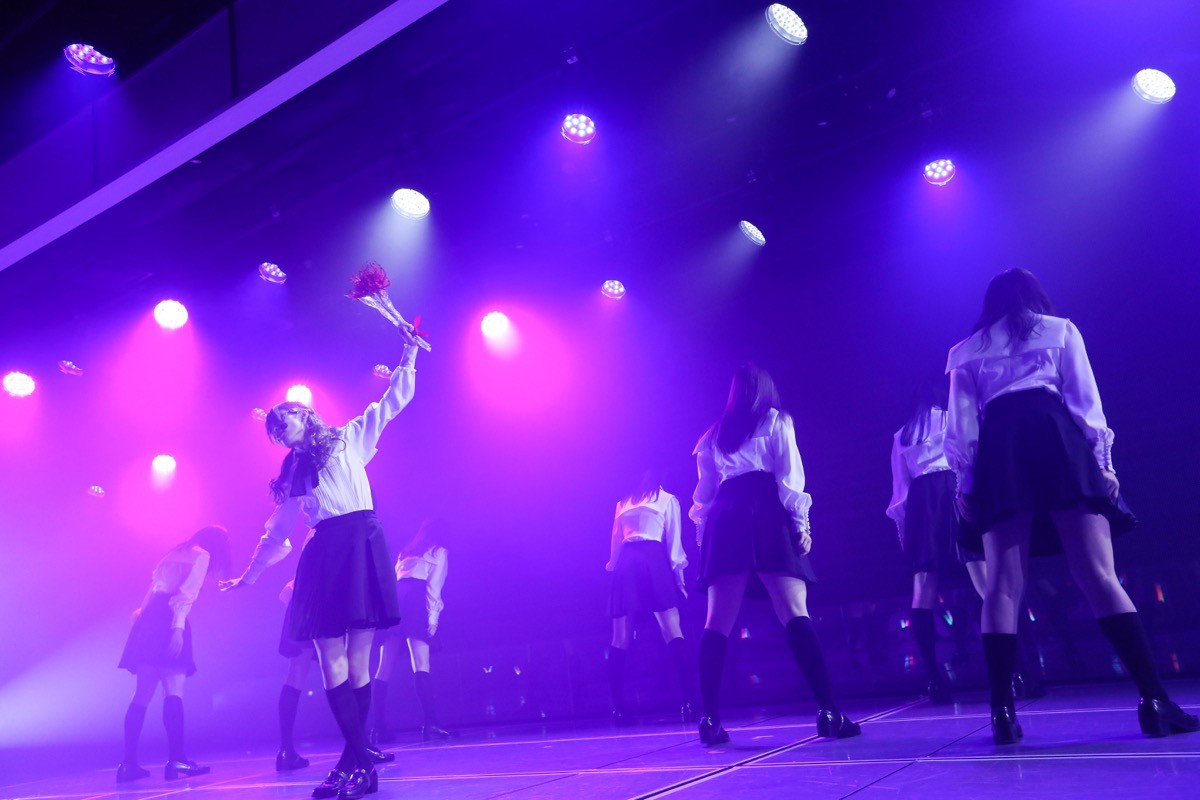 NGT48山口真帆、菅原りこ、長谷川玲奈が卒業公演　欅坂46『黒い羊』も歌唱