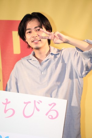 『さよならくちびる』公開直前イベントに登場した成田凌