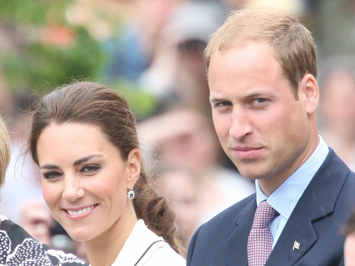 ジョージ王子＆シャーロット王女＆ルイ王子、キャサリン妃の庭ではしゃぐ姿がかわいすぎ！